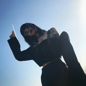 少司缘被脱鞋挠脚心
